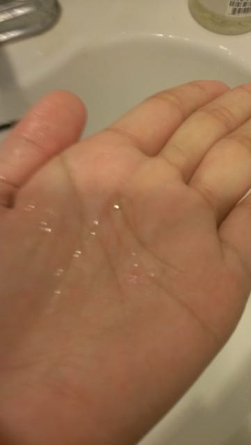 頭皮屑的救星~伊聖詩洗髮精 - 第3張圖 頭皮屑的救星~伊聖詩洗髮精