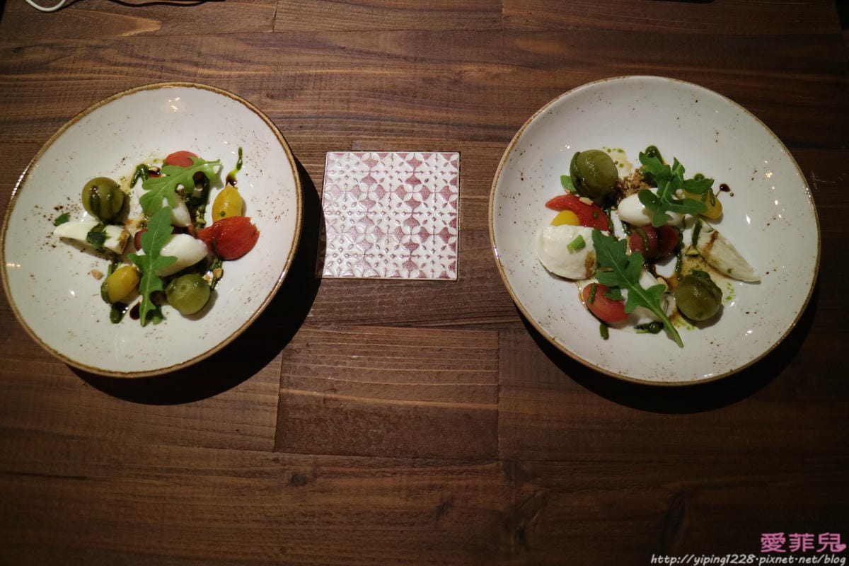Closet Restaurant & Bar
