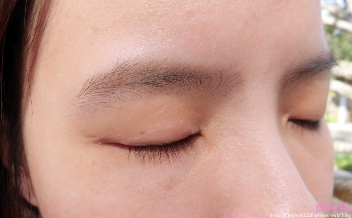 L`OREAL PARiS 巴黎萊雅眉彩
