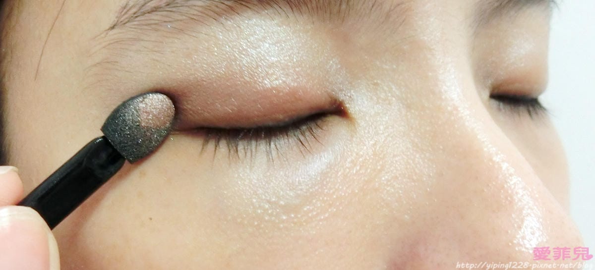 MAYBELLINE媚比琳