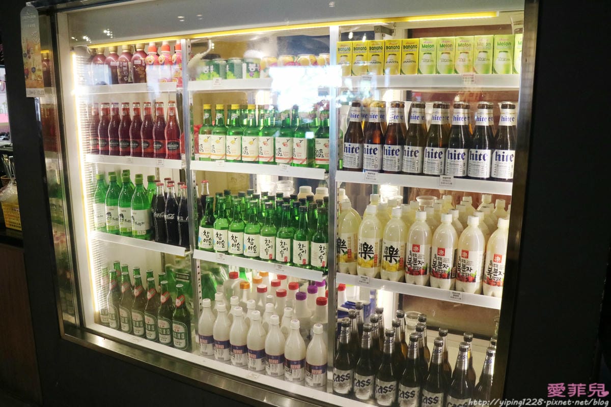 台北車站美食推薦→K-BOOM K棒韓式料理~歐巴鐵板牛排X燒烤豬五花X軍官部隊鍋起司超驚人~彩虹刨冰X哈密瓜冰夢幻又可愛！包廂聚餐第一首選