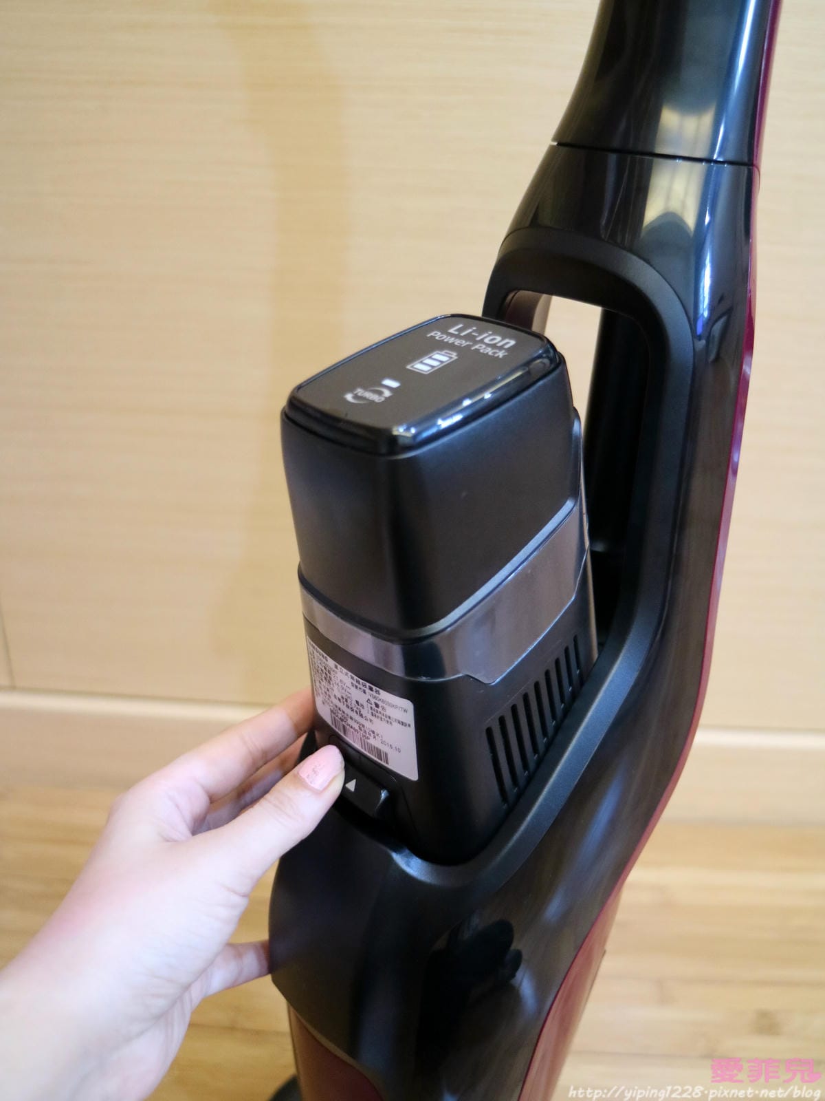 Samsung直立式無線吸塵器 Samsung直立式無線吸塵器