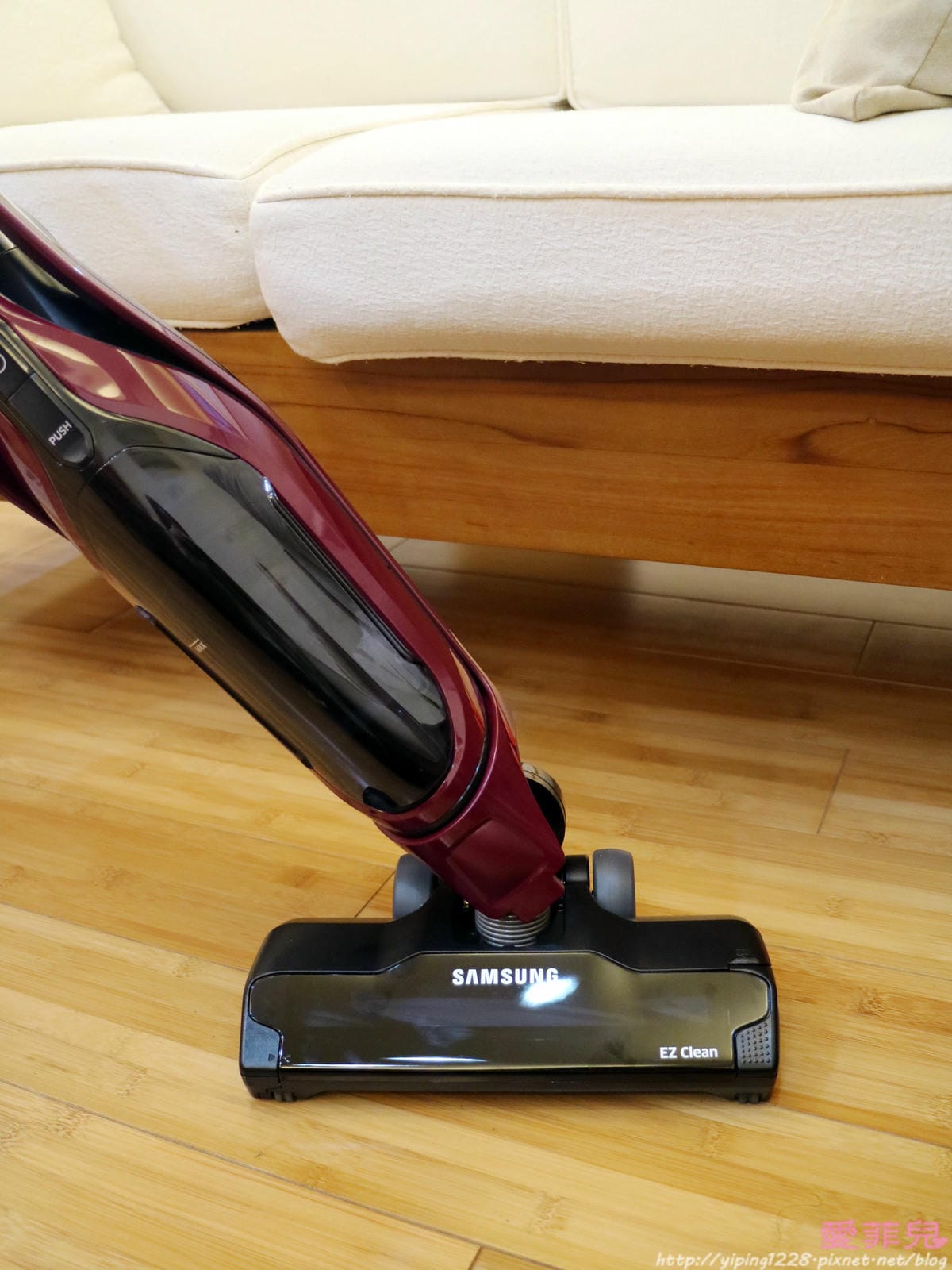 Samsung直立式無線吸塵器 Samsung直立式無線吸塵器