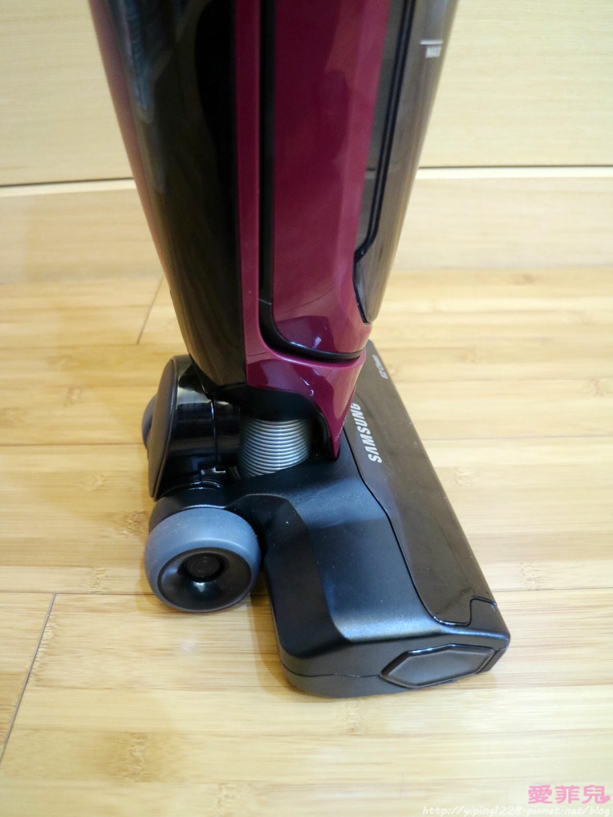 Samsung直立式無線吸塵器 Samsung直立式無線吸塵器