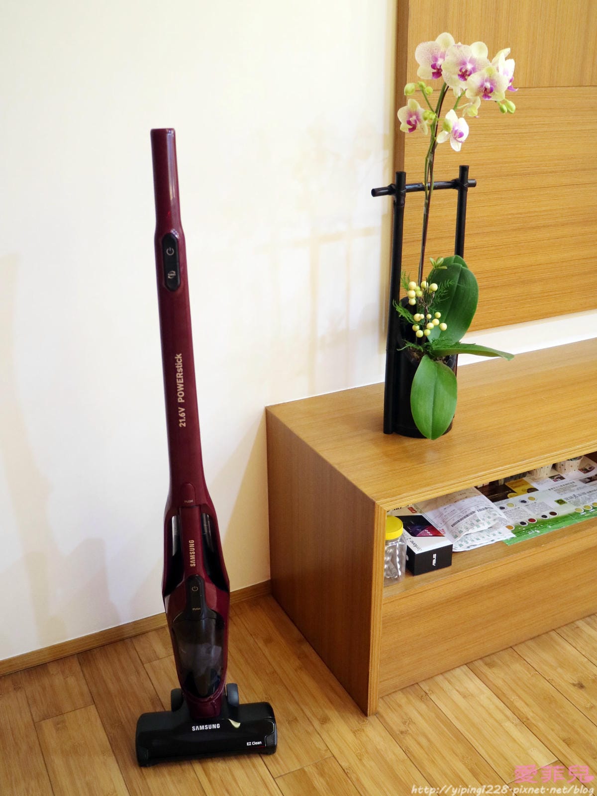 Samsung直立式無線吸塵器 Samsung直立式無線吸塵器