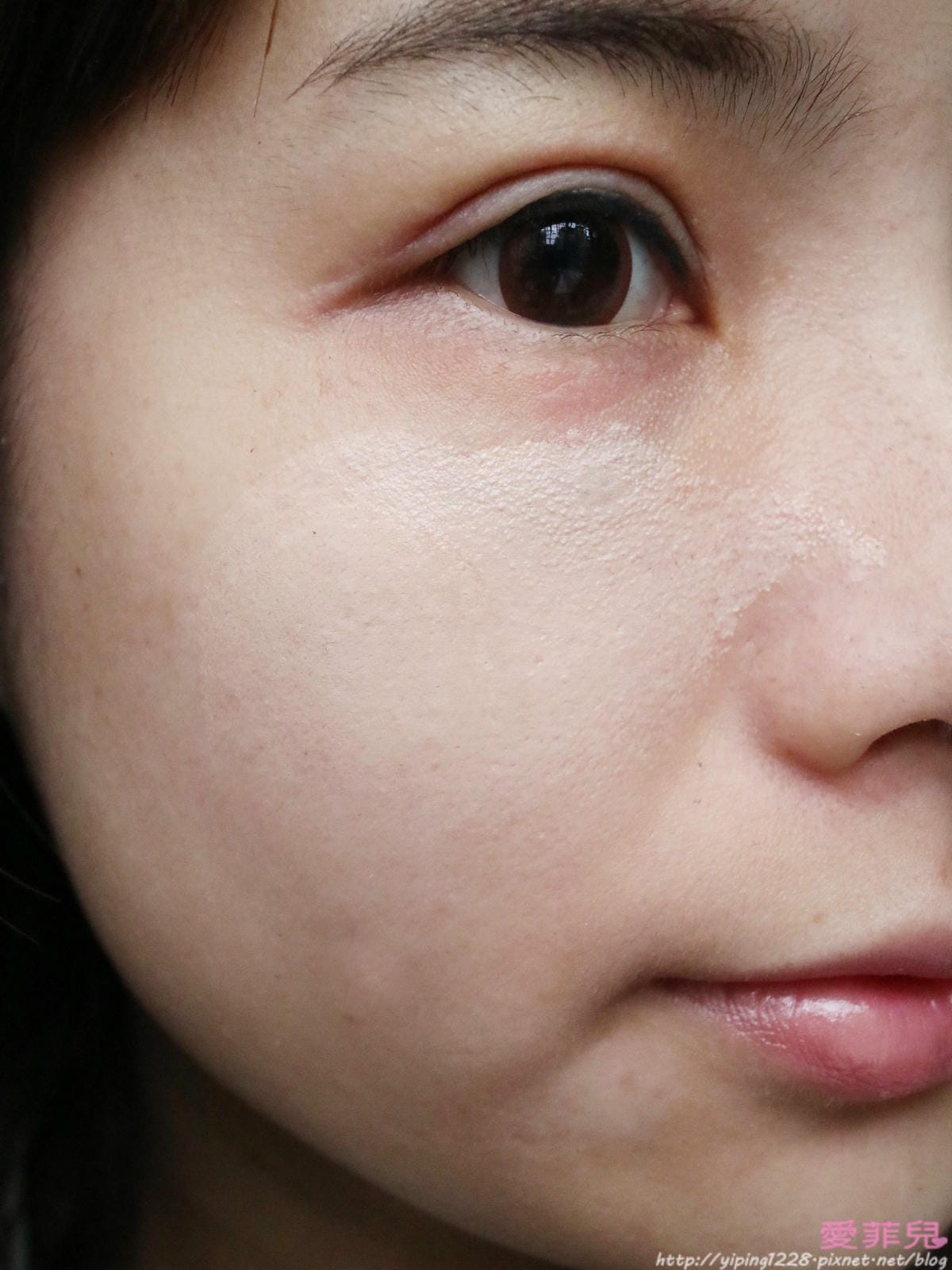 Za油光bye輕透妝前乳SPF25/PA+++&Za裸光亮白氣墊粉餅SPF30/PA++ Za油光bye輕透妝前乳SPF25/PA+++&Za裸光亮白氣墊粉餅SPF30/PA++
