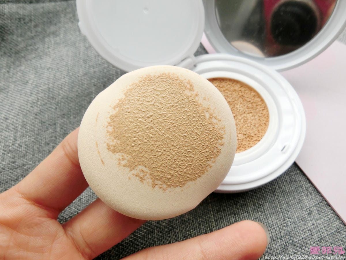 Za油光bye輕透妝前乳SPF25/PA+++&Za裸光亮白氣墊粉餅SPF30/PA++ Za油光bye輕透妝前乳SPF25/PA+++&Za裸光亮白氣墊粉餅SPF30/PA++