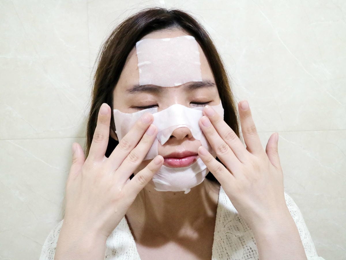 韓國素顏霜/可濕敷玻尿酸精華液 韓國素顏霜/可濕敷玻尿酸精華液
