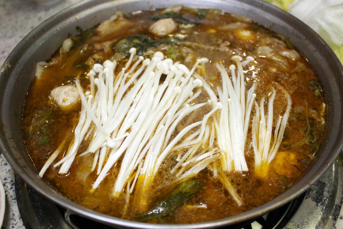 山羊城羊肉爐/外帶羊肉爐/紅燒羊肉爐/知名羊肉爐 山羊城羊肉爐/外帶羊肉爐/紅燒羊肉爐/知名羊肉爐