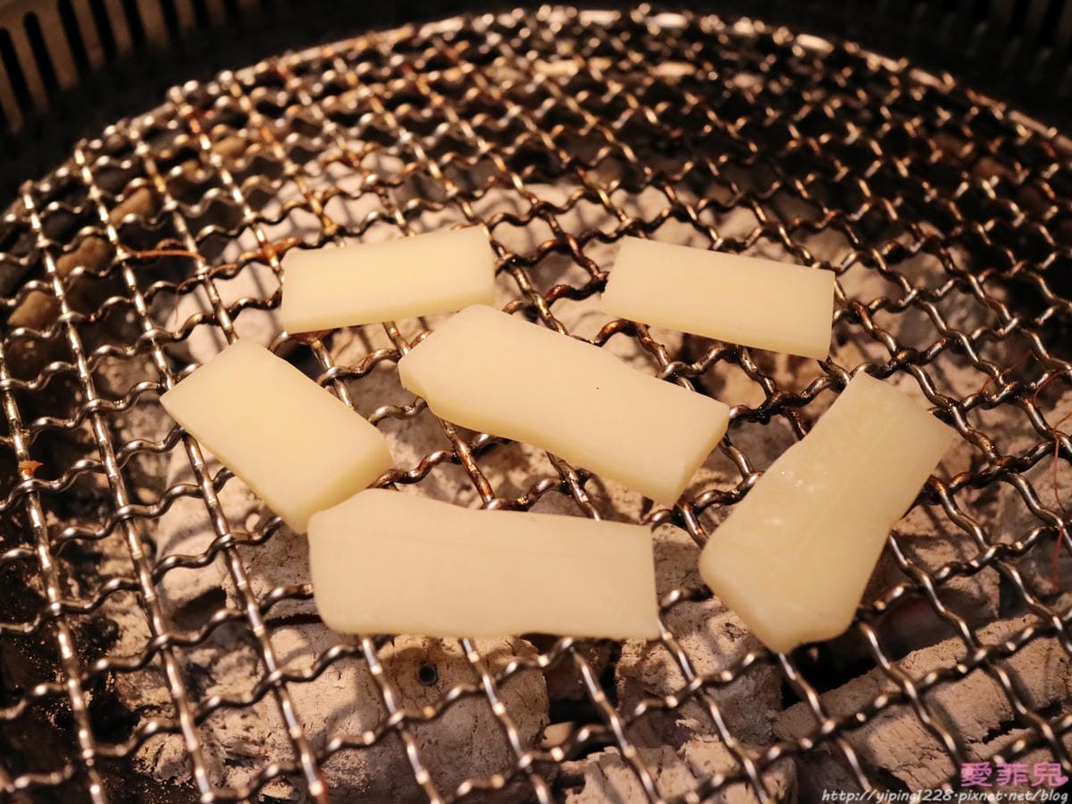 西門町瓦崎燒烤火鍋吃到飽 西門町瓦崎燒烤火鍋吃到飽
