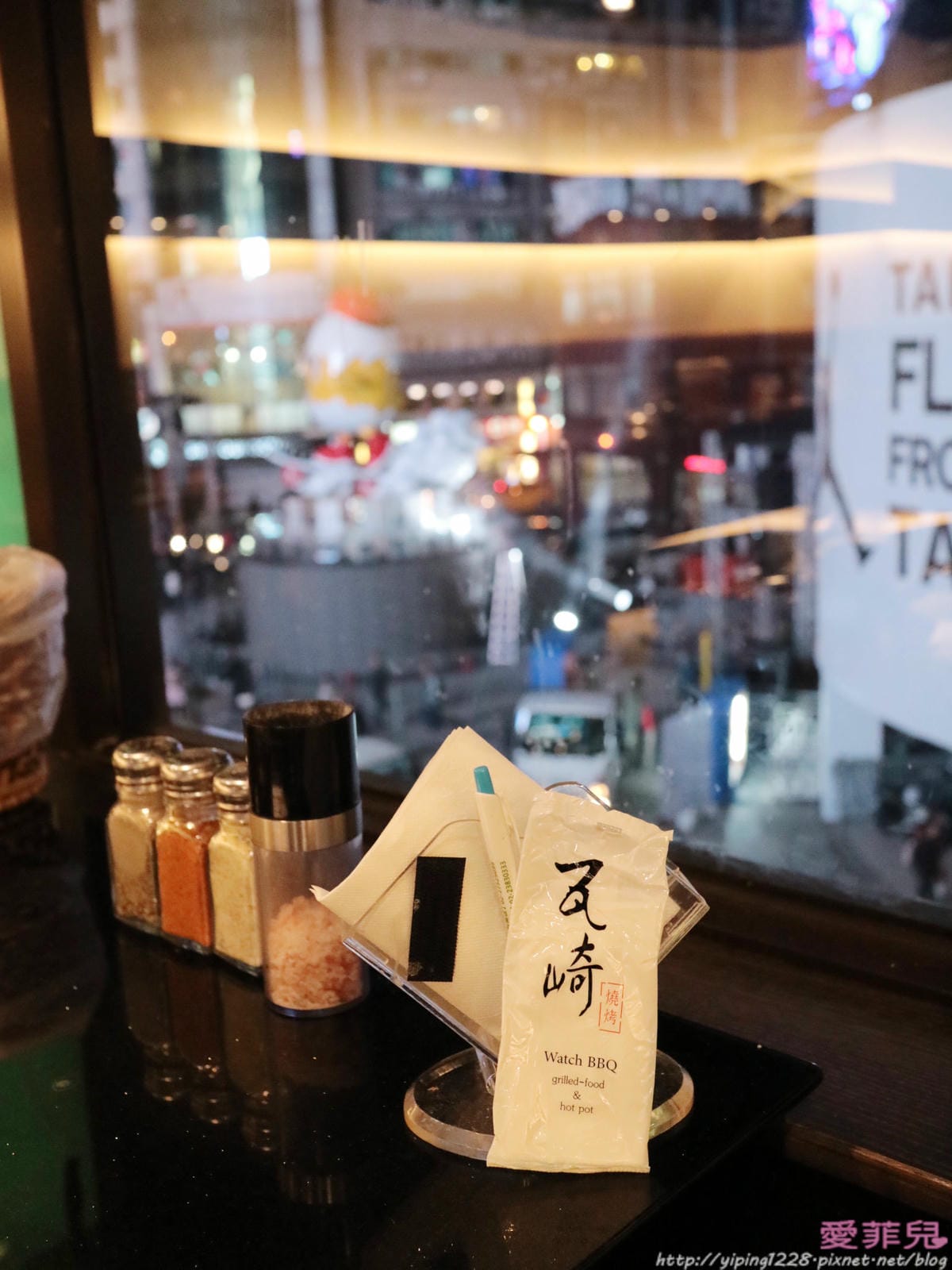 西門町瓦崎燒烤火鍋吃到飽 西門町瓦崎燒烤火鍋吃到飽
