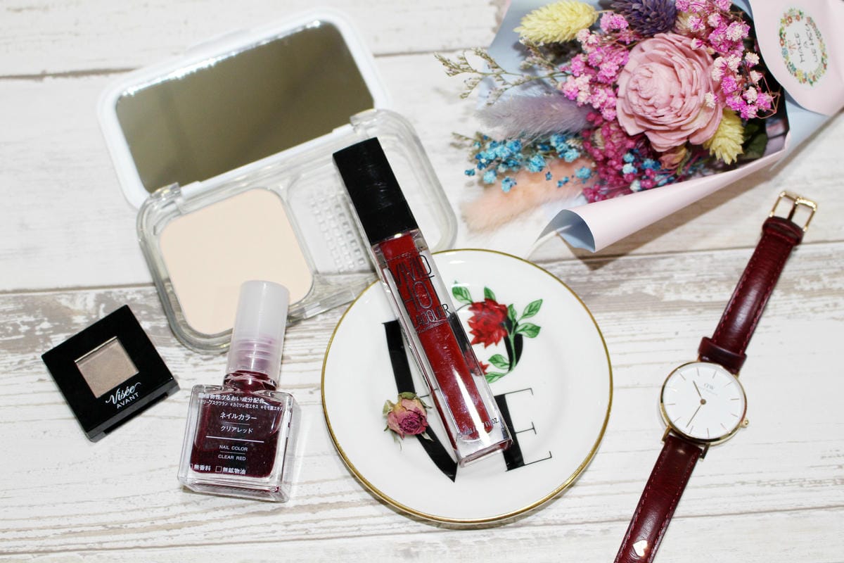MAYBELLINE媚比琳光療鏡漾唇釉→讓雙唇自帶聚光燈*絕對搶鏡頭-大推72巨星色