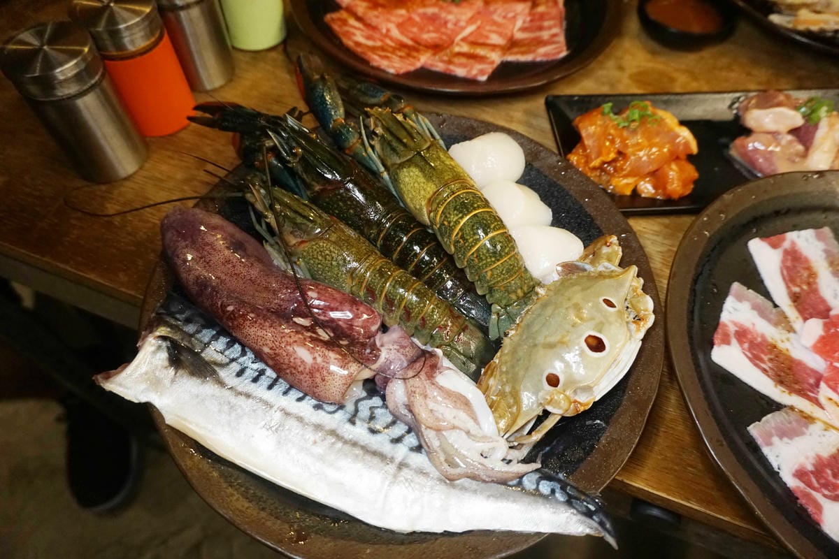 燒肉殿/東區燒烤吃到飽推薦/東區明星燒烤吃到飽 燒肉殿/東區燒烤吃到飽推薦/東區明星燒烤吃到飽