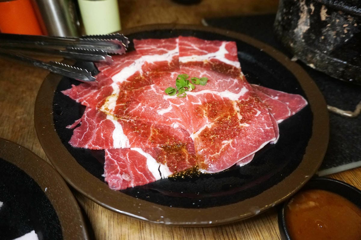 燒肉殿/東區燒烤吃到飽推薦/東區明星燒烤吃到飽 燒肉殿/東區燒烤吃到飽推薦/東區明星燒烤吃到飽