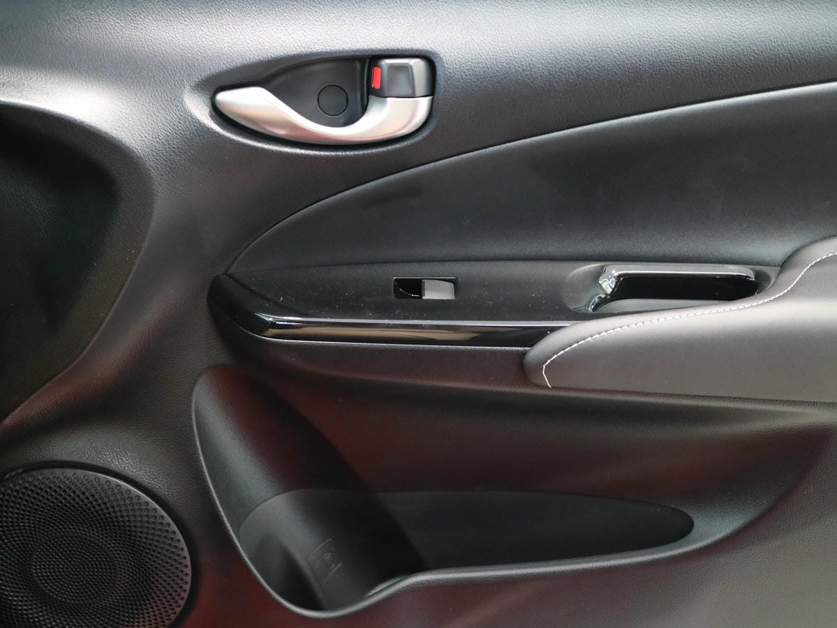 TOYOTA YARIS 2018