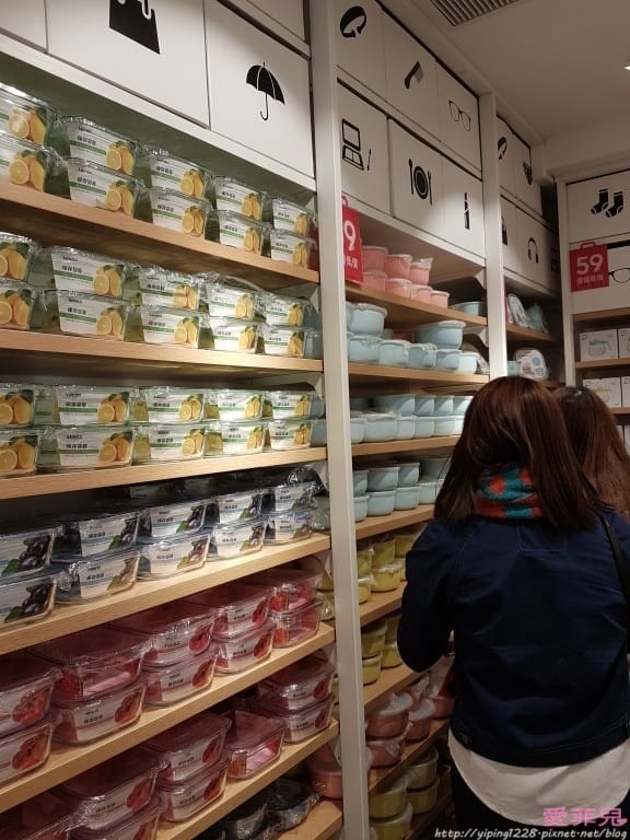 名創優品西門店 名創優品西門店