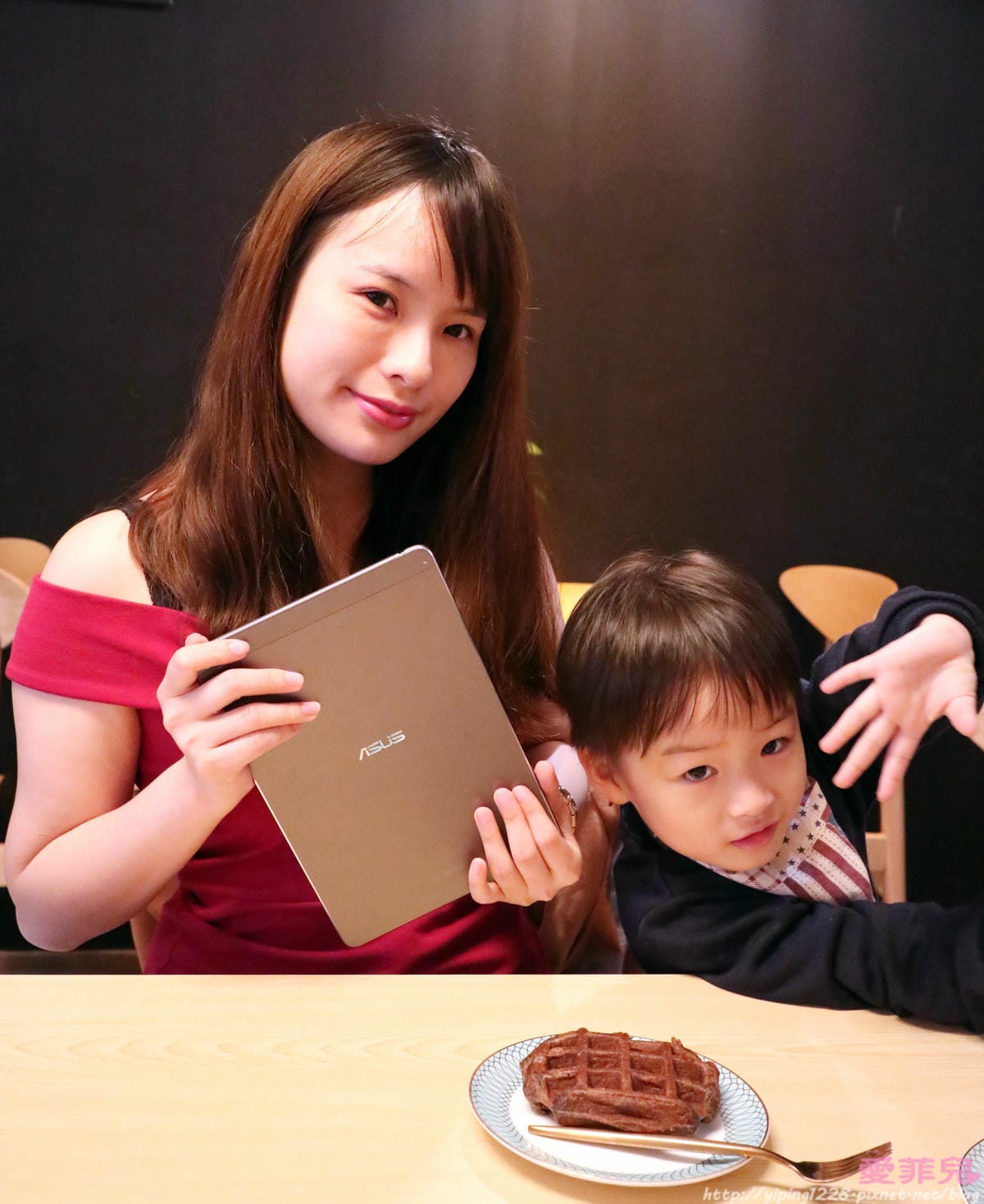ASUS ZenPad 3S 10 LTE (Z500KL)平板 ASUS ZenPad 3S 10 LTE (Z500KL)平板