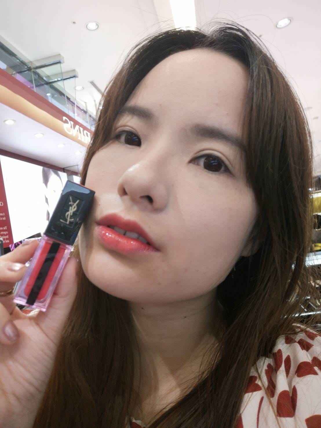 YSL奢華緞面水光染唇釉