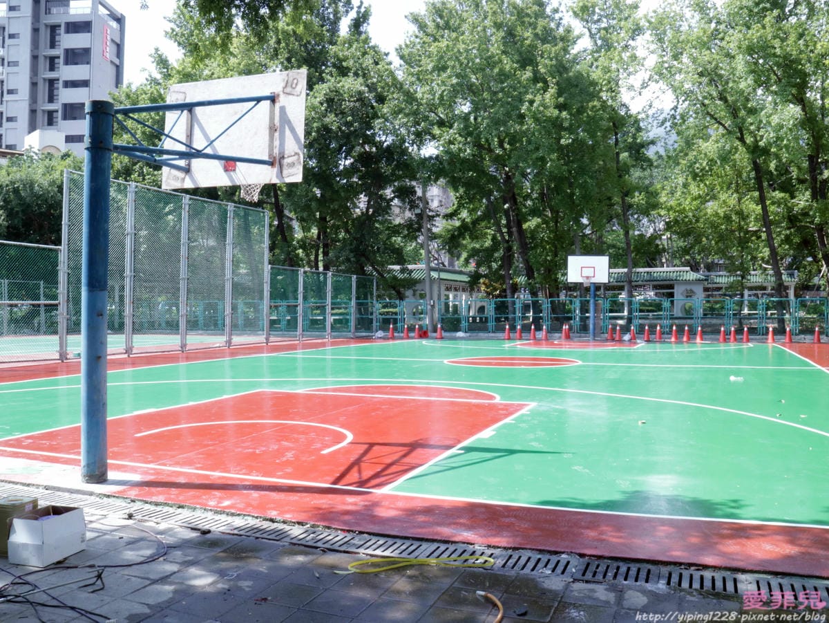 IMG_0561.JPG IMG_0561.JPG