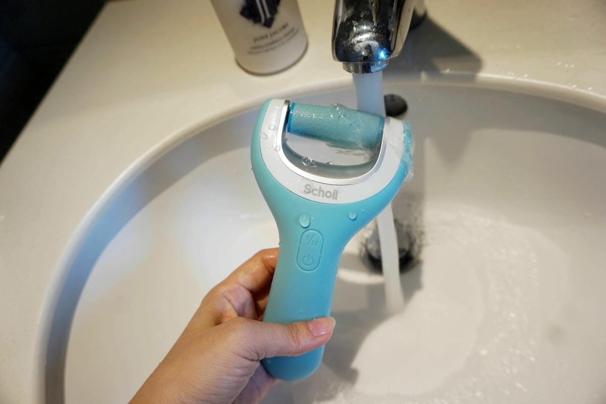 SCHOLL 爽健絲絨柔滑乾濕兩用電動去硬皮機 SCHOLL 爽健絲絨柔滑乾濕兩用電動去硬皮機