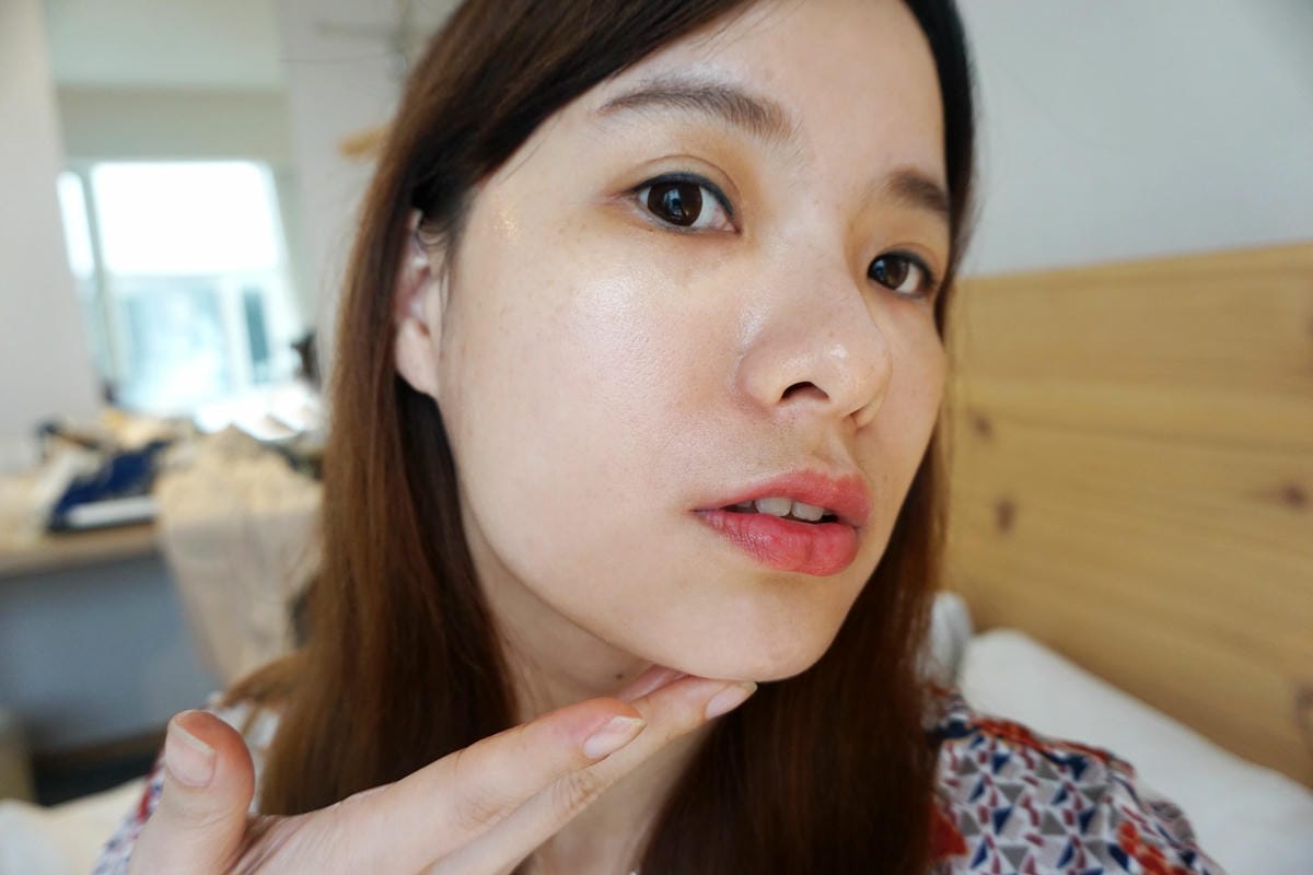 ROSE ESSENCE 玫瑰精萃高效保濕修護膠囊 ROSE ESSENCE 玫瑰精萃高效保濕修護膠囊