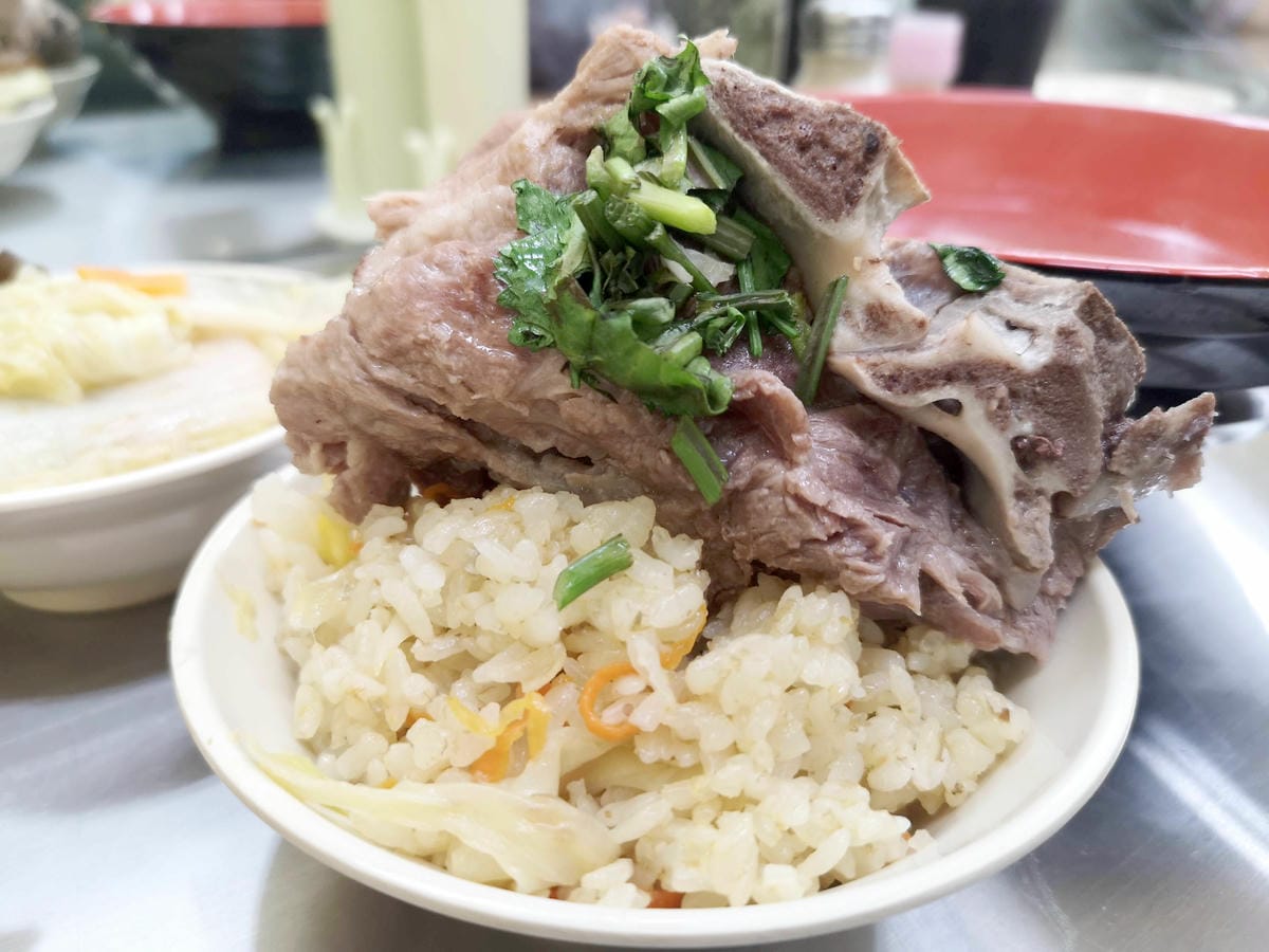 龍山寺美食/阿豆師原汁排骨湯