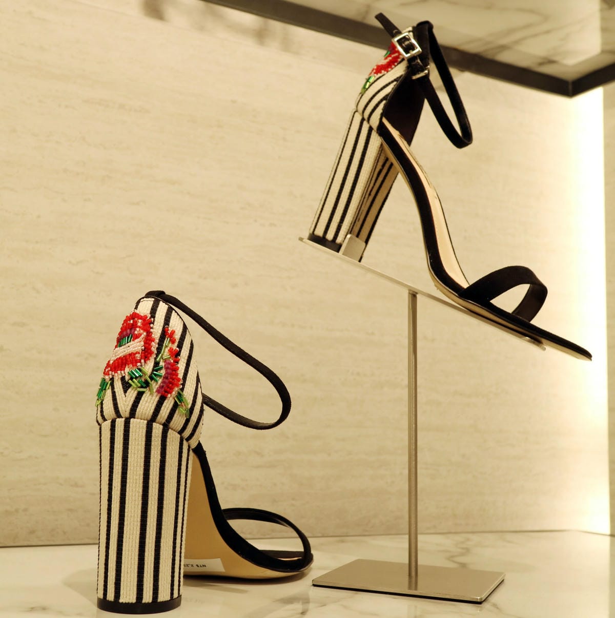 小CK/CHARLES&KEITH/新加坡必買/微風廣場必買 小CK/CHARLES&KEITH/新加坡必買/微風廣場必買