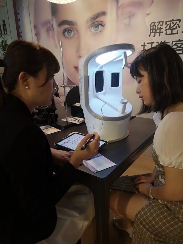 LANCOME蘭蔻超未來肌因賦活露=超級黑瓶-免費3D肌密檢測儀 LANCOME蘭蔻超未來肌因賦活露=超級黑瓶-免費3D肌密檢測儀