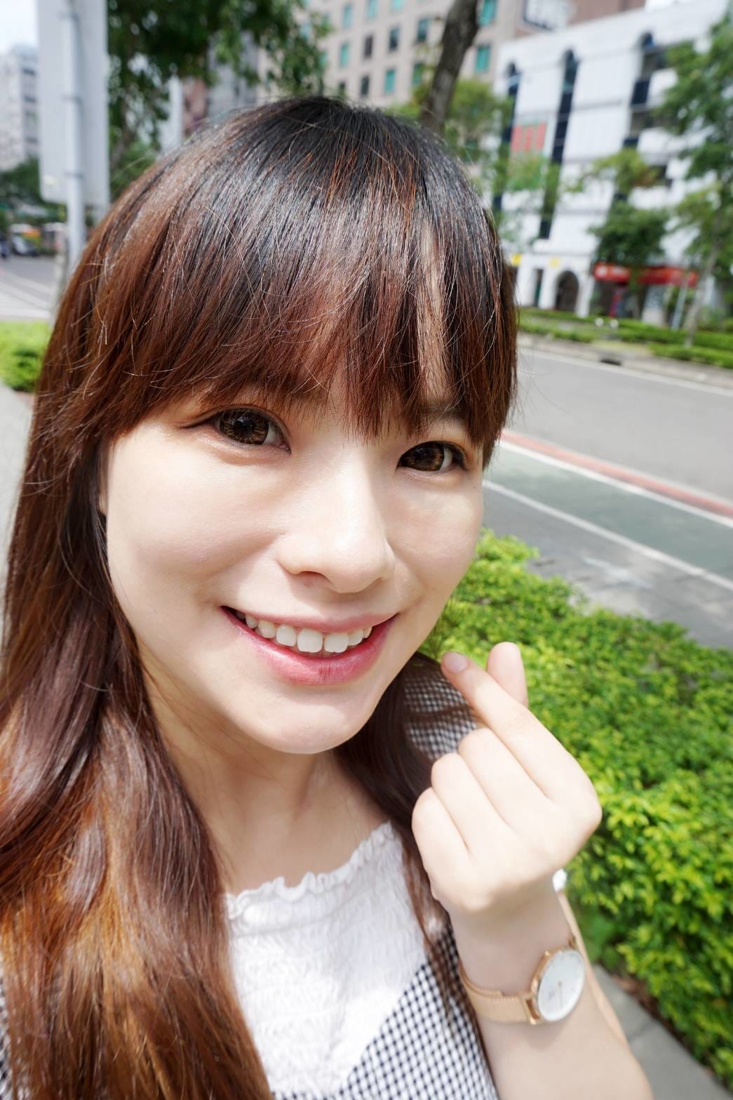 兒童牙醫/牙齒冷光美白診所推薦&rarr;怡登維美牙醫診所林葳醫師|6年牙醫專業訓練！