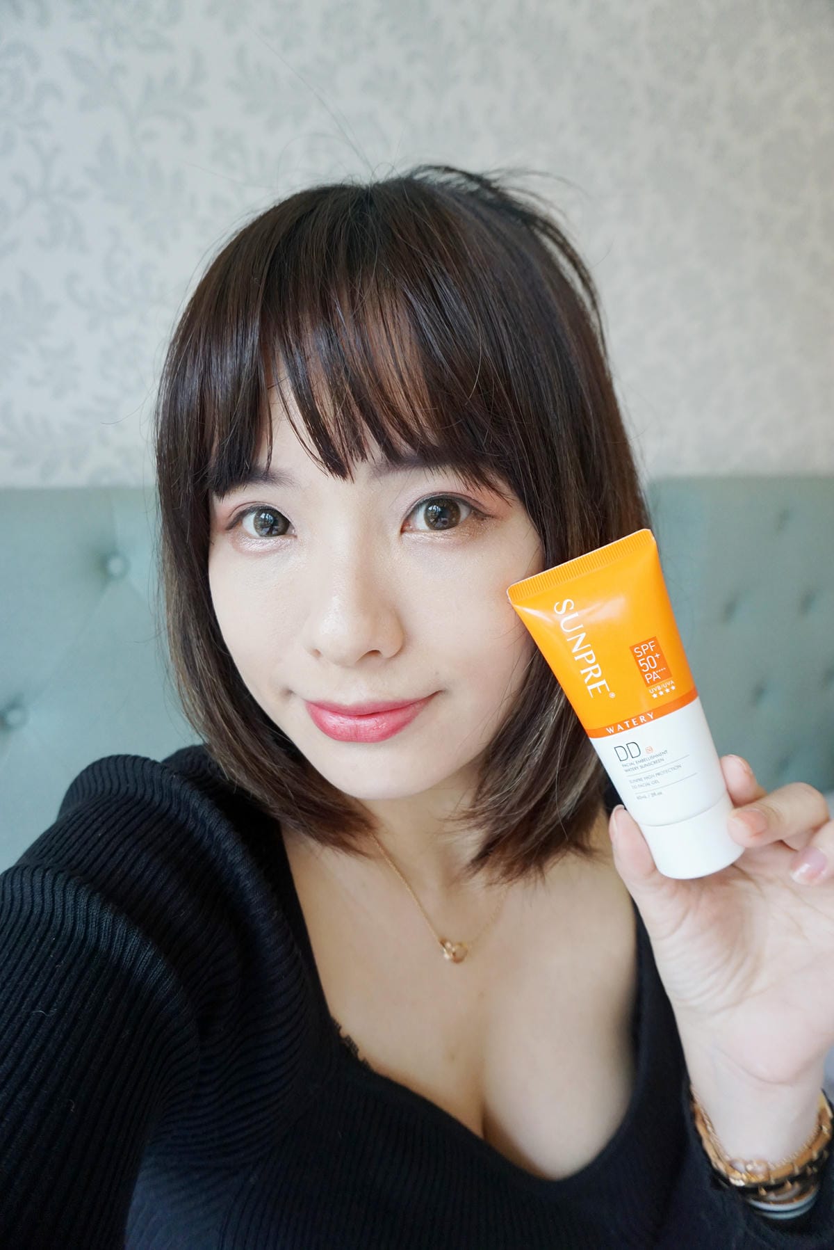 荷麗美加防曬上麗高效透明光感水防曬/上麗高效DD潤澤水防曬/上麗X輕透35潤色防曬