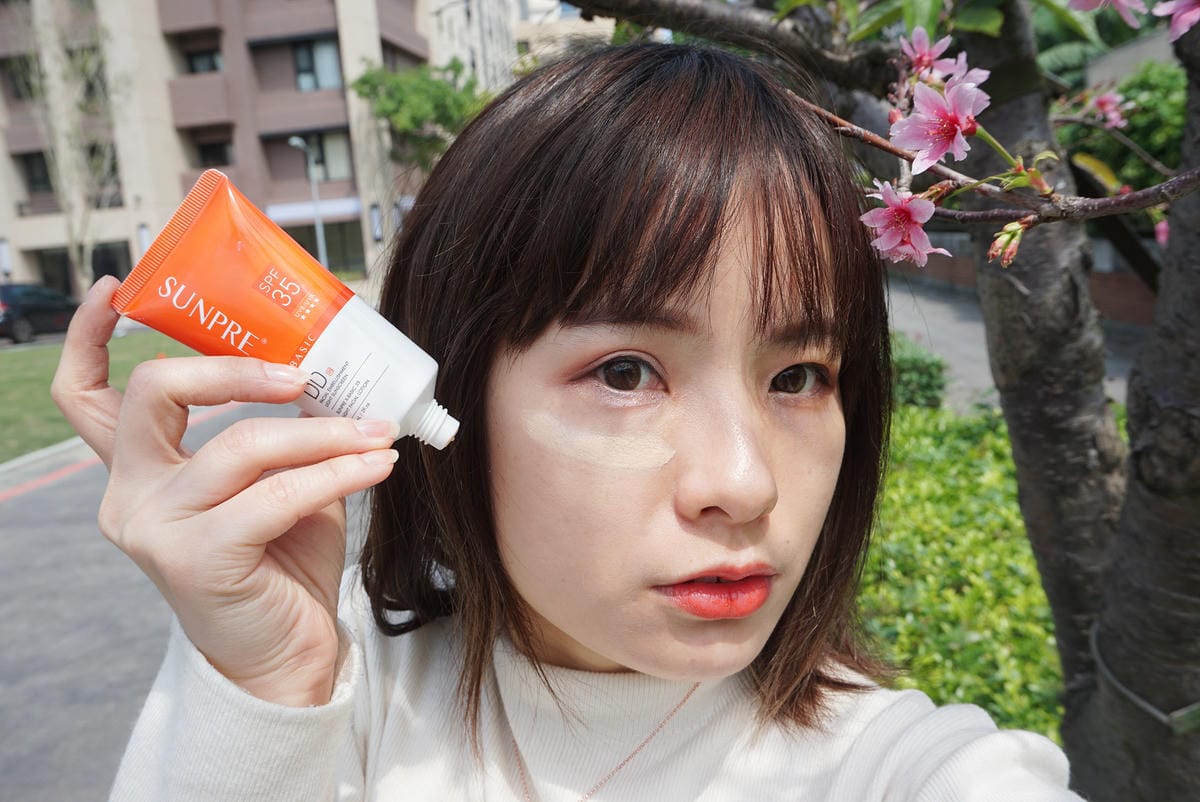荷麗美加防曬上麗高效透明光感水防曬/上麗高效DD潤澤水防曬/上麗X輕透35潤色防曬