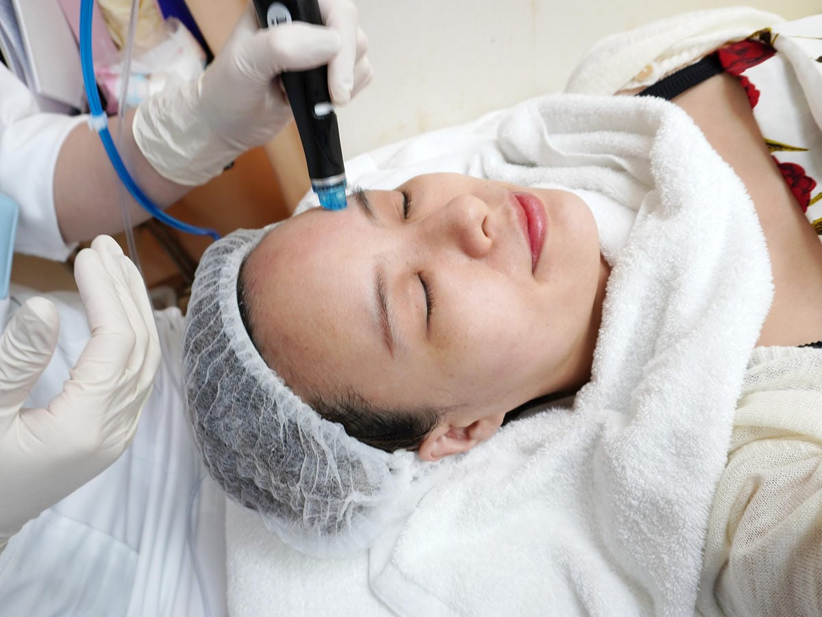 海菲秀 HydraFacial Taiwan/美國原裝進口溶液/全球水潤煥膚領導品牌/肌膚保濕發光/令人羨慕的膚質/上立皮膚科診所/ 海菲秀 HydraFacial Taiwan/美國原裝進口溶液/全球水潤煥膚領導品牌/肌膚保濕發光/令人羨慕的膚質/上立皮膚科診所/