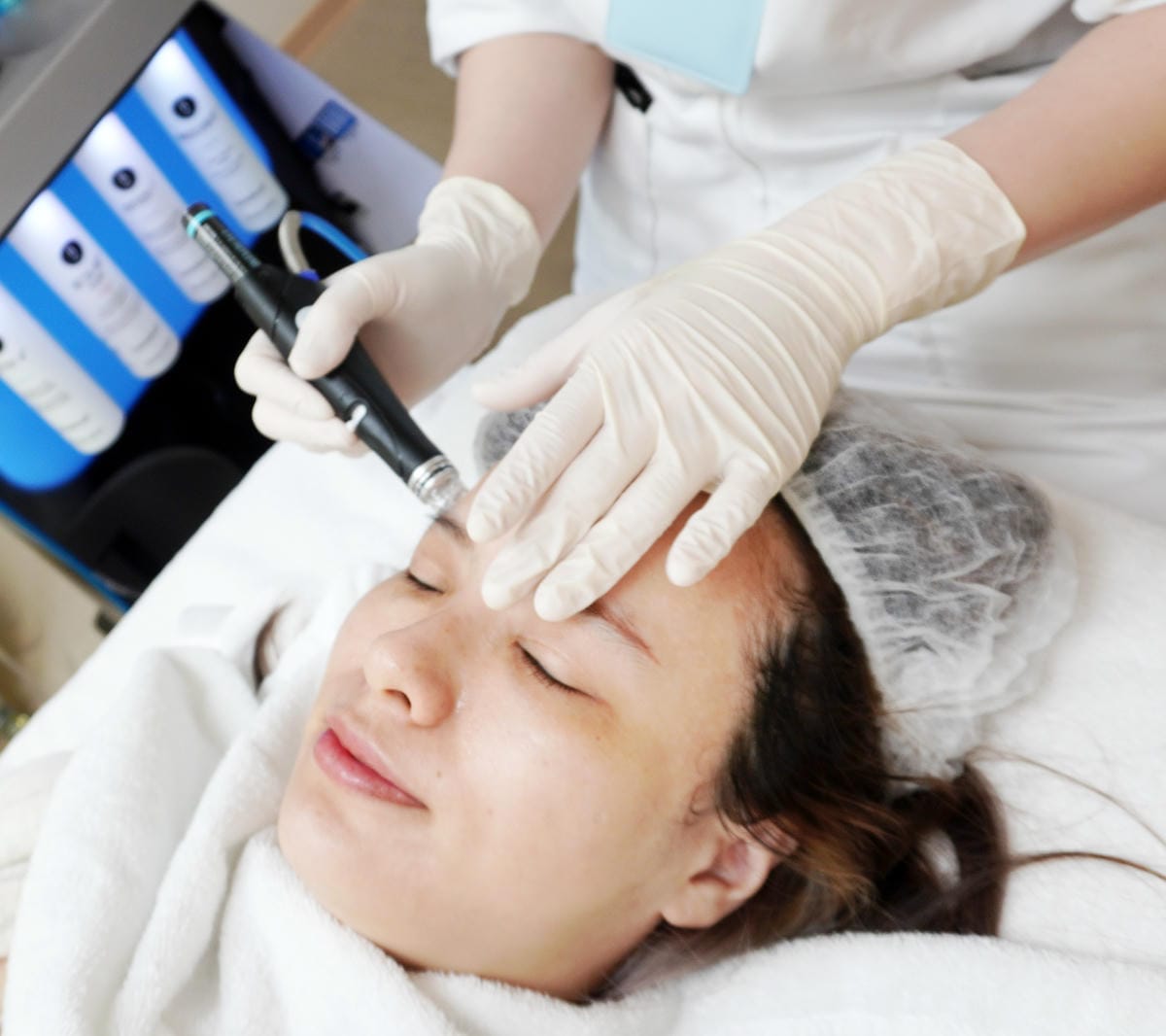 海菲秀 HydraFacial Taiwan/美國原裝進口溶液/全球水潤煥膚領導品牌/肌膚保濕發光/令人羨慕的膚質/上立皮膚科診所/ 海菲秀 HydraFacial Taiwan/美國原裝進口溶液/全球水潤煥膚領導品牌/肌膚保濕發光/令人羨慕的膚質/上立皮膚科診所/