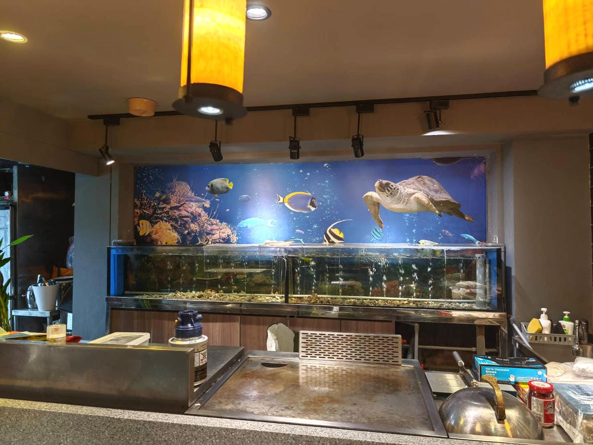 台北南京三民捷運站餐廳推薦→閑閑餐酒館-港式活魚料理、必吃金牌乾炒牛河*適合家庭聚餐/附設私密唱歌包廂 台北南京三民捷運站餐廳推薦→閑閑餐酒館-港式活魚料理、必吃金牌乾炒牛河*適合家庭聚餐/附設私密唱歌包廂