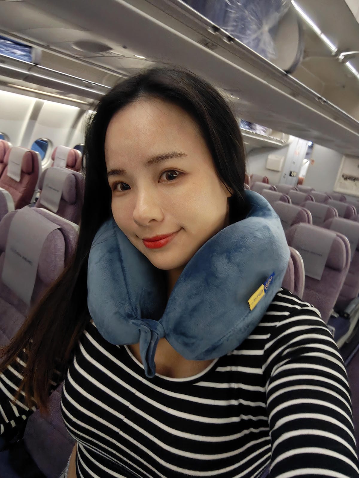 【Travel Blue 藍旅】寧靜頸枕/親膚烤漆斜背包/ 【Travel Blue 藍旅】豪華旅行眼罩/ 【Travel Blue 藍旅】飛行耳塞收納組